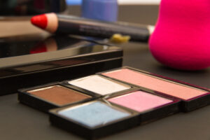 メイクアップ用品